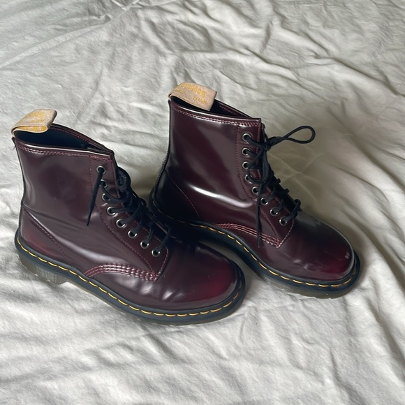 Dr. Martens 1460 Vegan Leather Lace Up Combat Boots Women's Size 8 Preowned - Picture 6 of 6